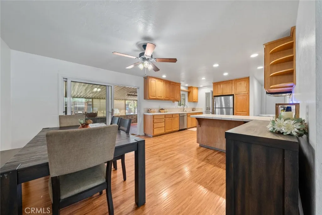 https://cdn.realtyfeed.com/cdn/127/306709952/3ce61ddad8ead28166849f7365dd1361.webp