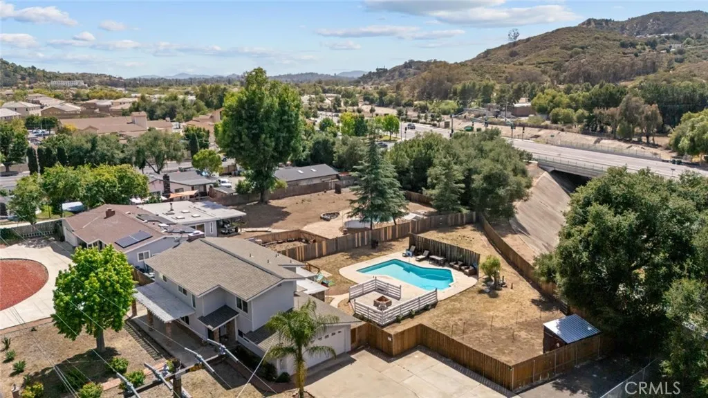 https://cdn.realtyfeed.com/cdn/127/306709952/67880c3334bb56f97670532781d8ea9c.webp