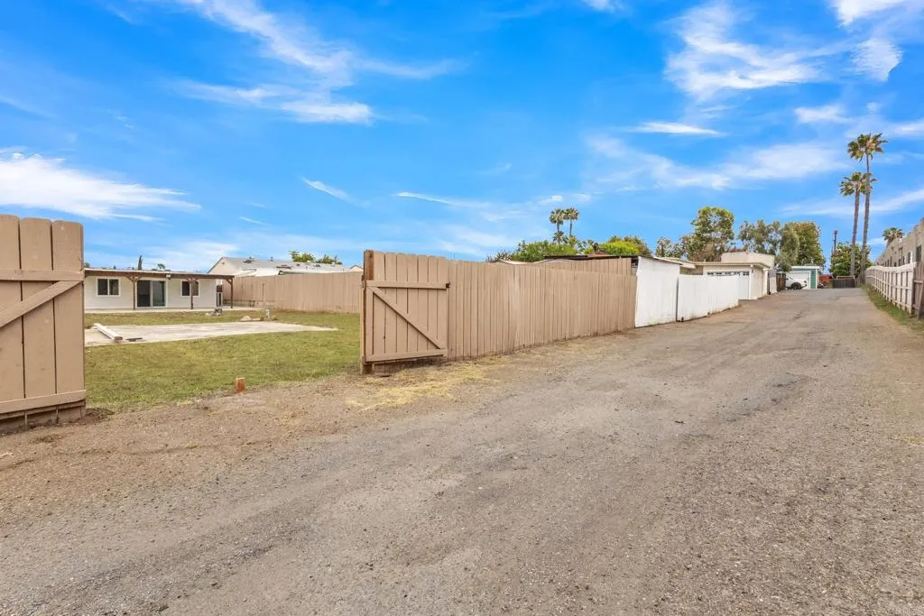 https://cdn.realtyfeed.com/cdn/127/306709964/4d322aa78ae2c43b30c54686041b8544.webp