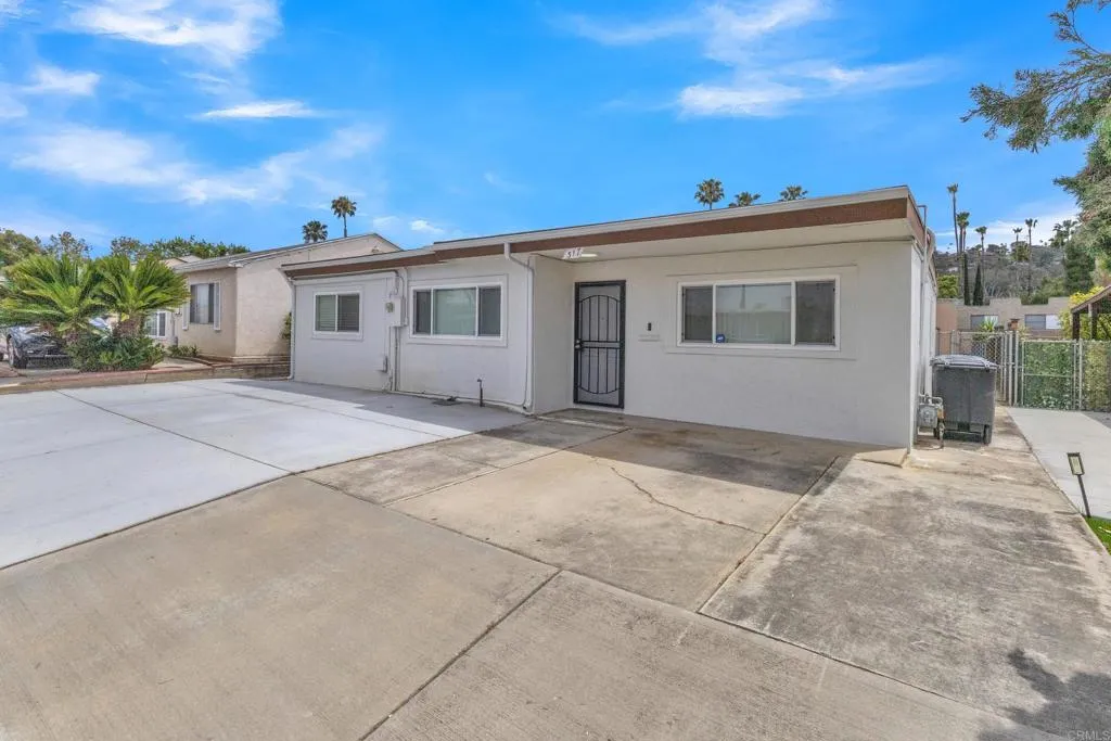https://cdn.realtyfeed.com/cdn/127/306709964/5c78d2bcdd15b1226f74be757305ac64.webp