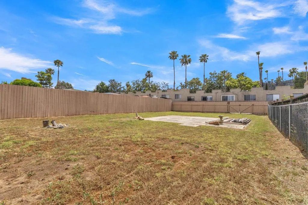 https://cdn.realtyfeed.com/cdn/127/306709964/7086fef15611b85127edd8cd9e37236e.webp