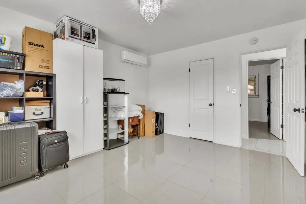 https://cdn.realtyfeed.com/cdn/127/306709964/bc94e24cc962a06e370925793cf171a7.webp