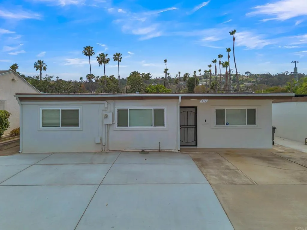 https://cdn.realtyfeed.com/cdn/127/306709964/d92f460ff0893992cdce26ab6ebf08d2.webp