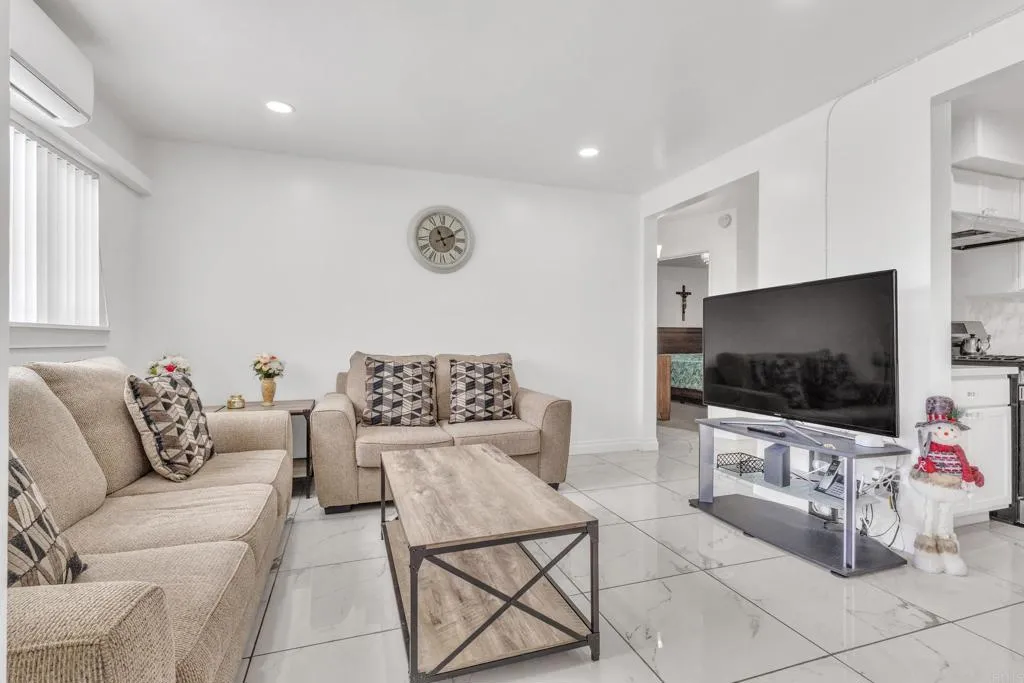 https://cdn.realtyfeed.com/cdn/127/306709964/f0bdb5b1655b99685e2270d885fa8522.webp