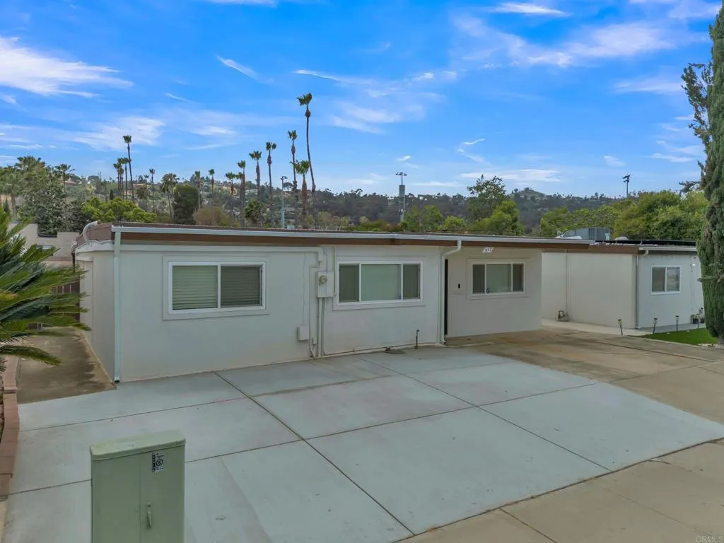 https://cdn.realtyfeed.com/cdn/127/306709964/f10cb5410721f62ebc9137f1ddea0259.webp