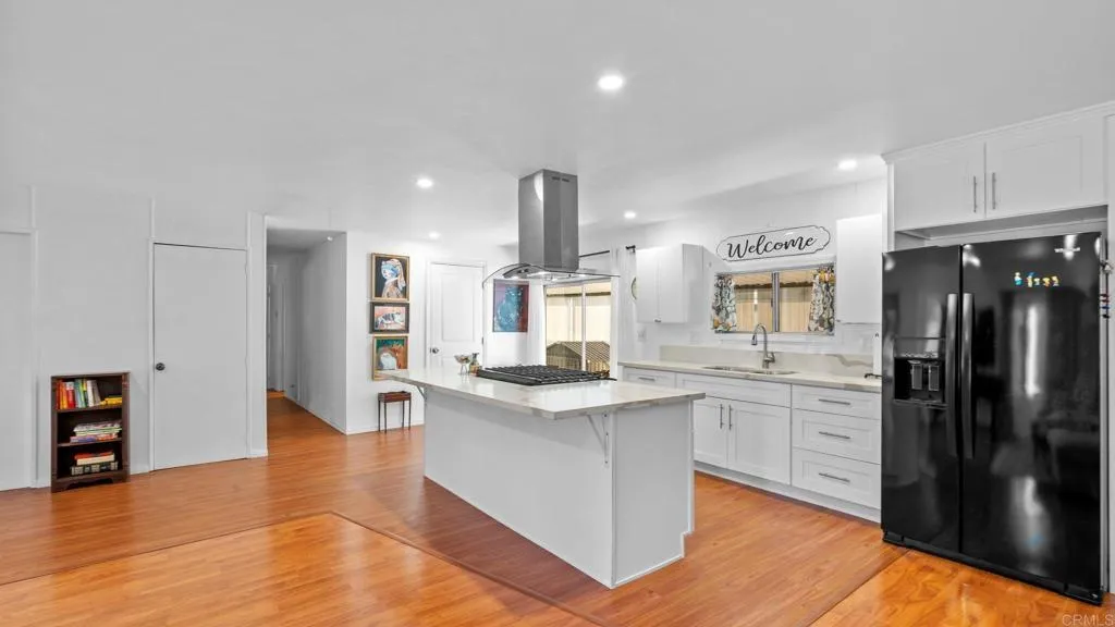 https://cdn.realtyfeed.com/cdn/127/306710008/0ee673f08fd73f3d51cc72b4f99d96b9.webp