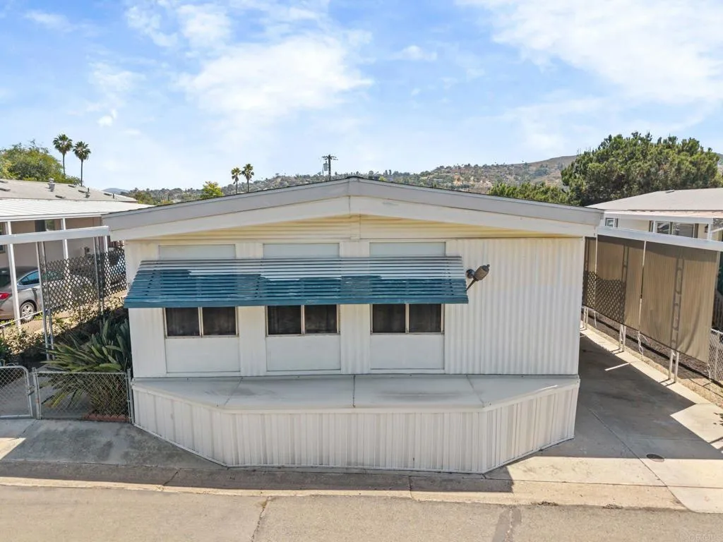 https://cdn.realtyfeed.com/cdn/127/306710008/d7686e361fbae72bf6889c335f43d7a8.webp