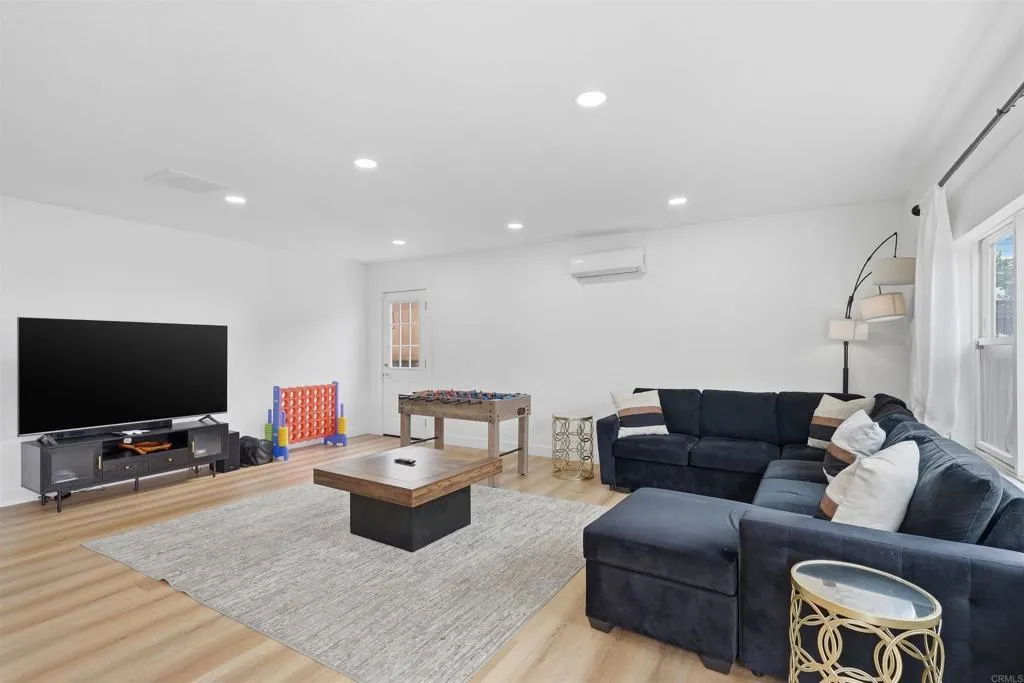 https://cdn.realtyfeed.com/cdn/127/306710195/eae994a0d076e63176773c24a31fa11d.webp