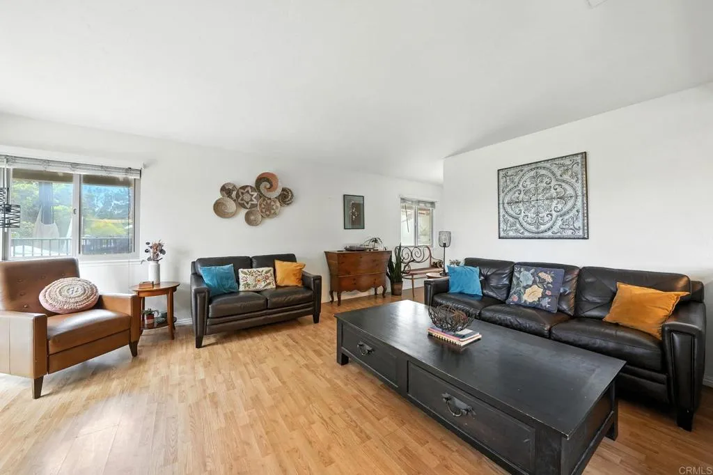 Photo #4: PTP2603396 Listing: Photo #4
