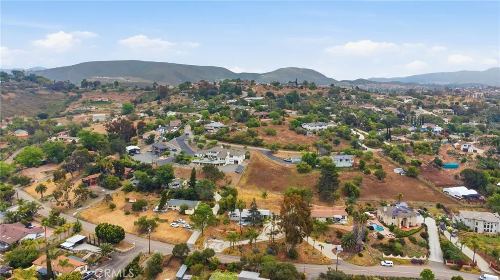 https://cdn.realtyfeed.com/cdn/127/306710254/d350243823b696b8d9768c40e8451518.webp