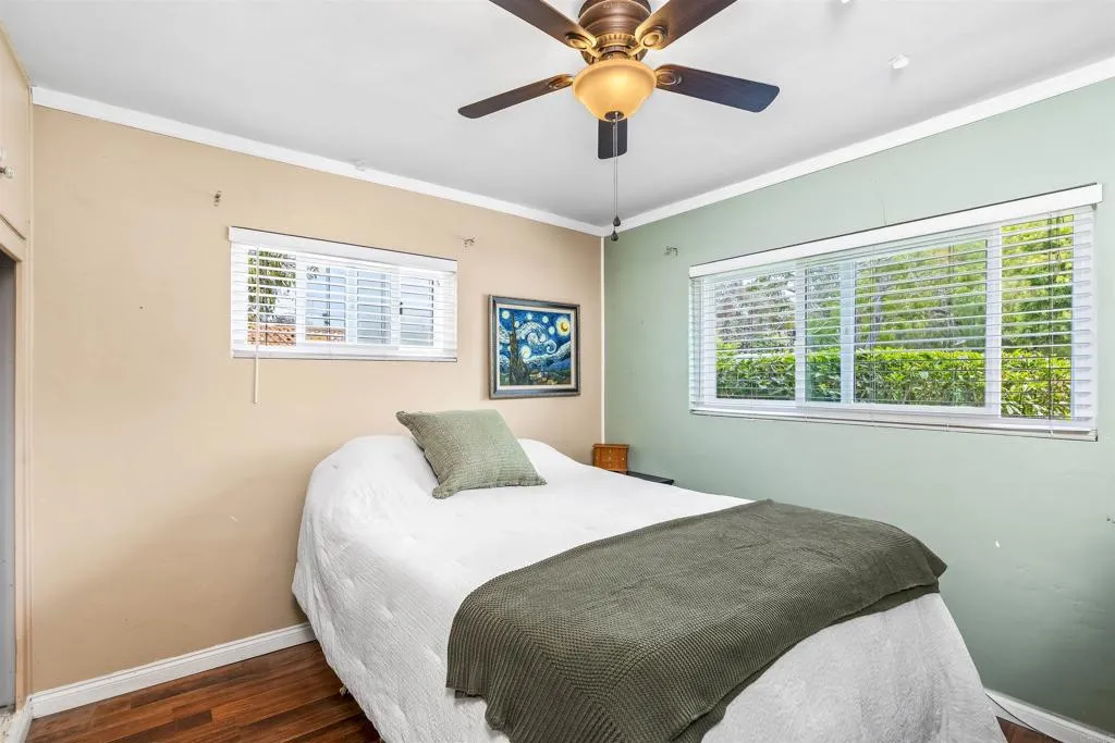 https://cdn.realtyfeed.com/cdn/127/306710307/0424040f04e8d2d45f08835490ae087d.webp