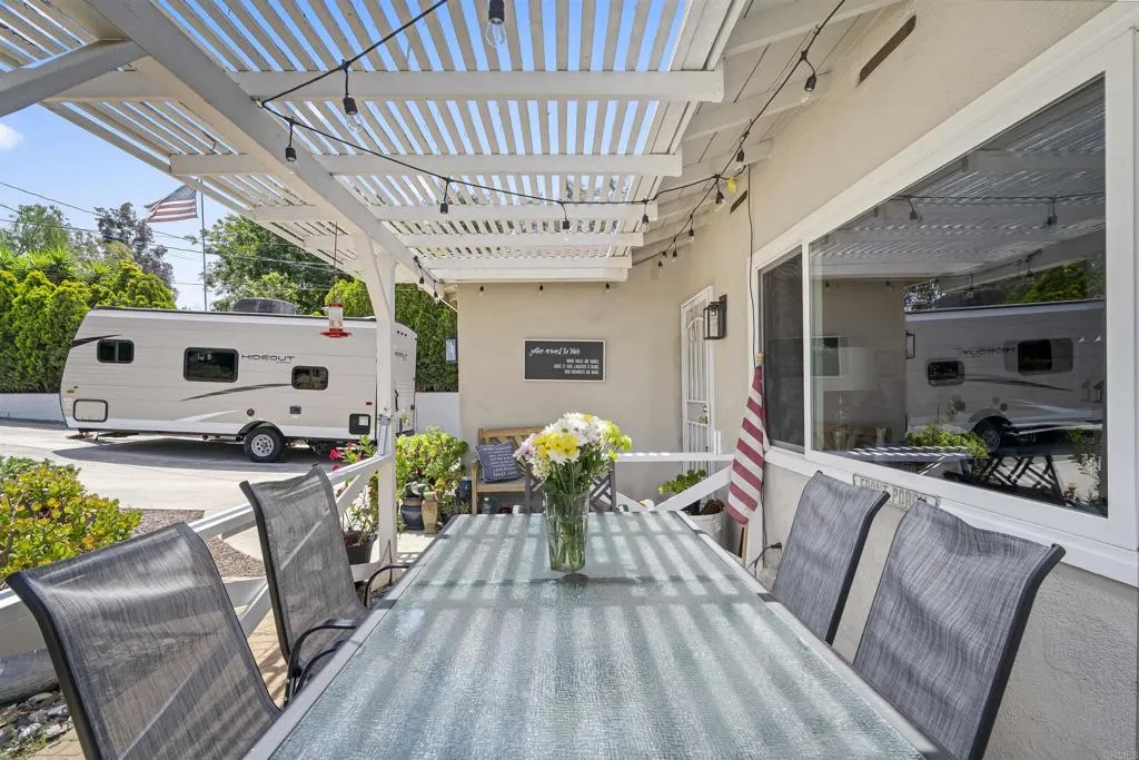 https://cdn.realtyfeed.com/cdn/127/306710307/1565a13ce92a46422350df3e5bbd7e03.webp