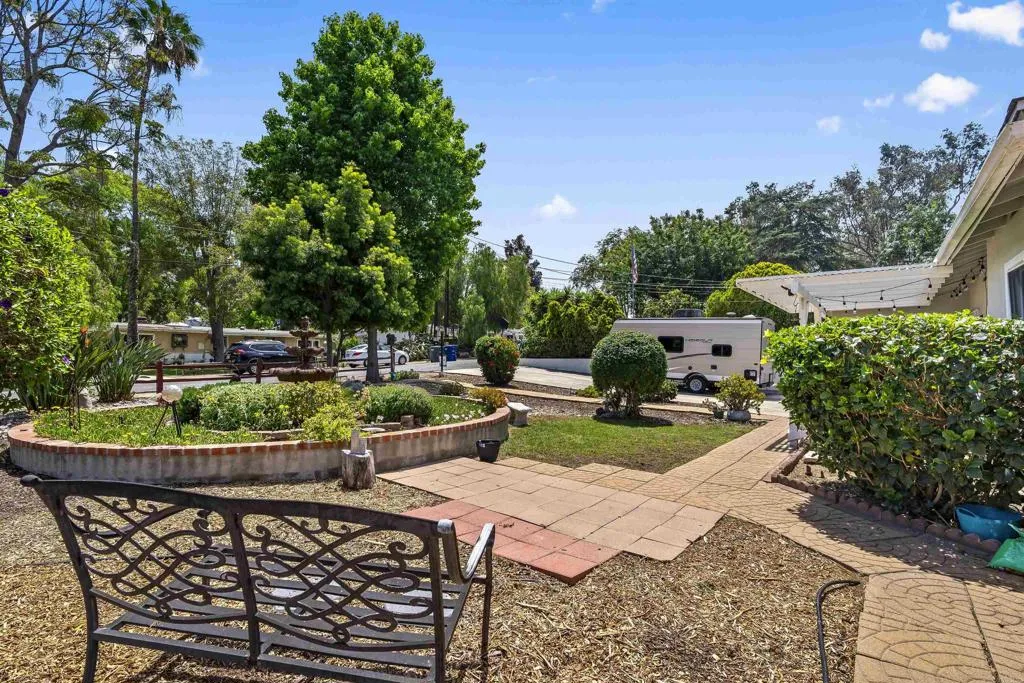 https://cdn.realtyfeed.com/cdn/127/306710307/5ab66aad3aff370b35e994e616ecc8b0.webp