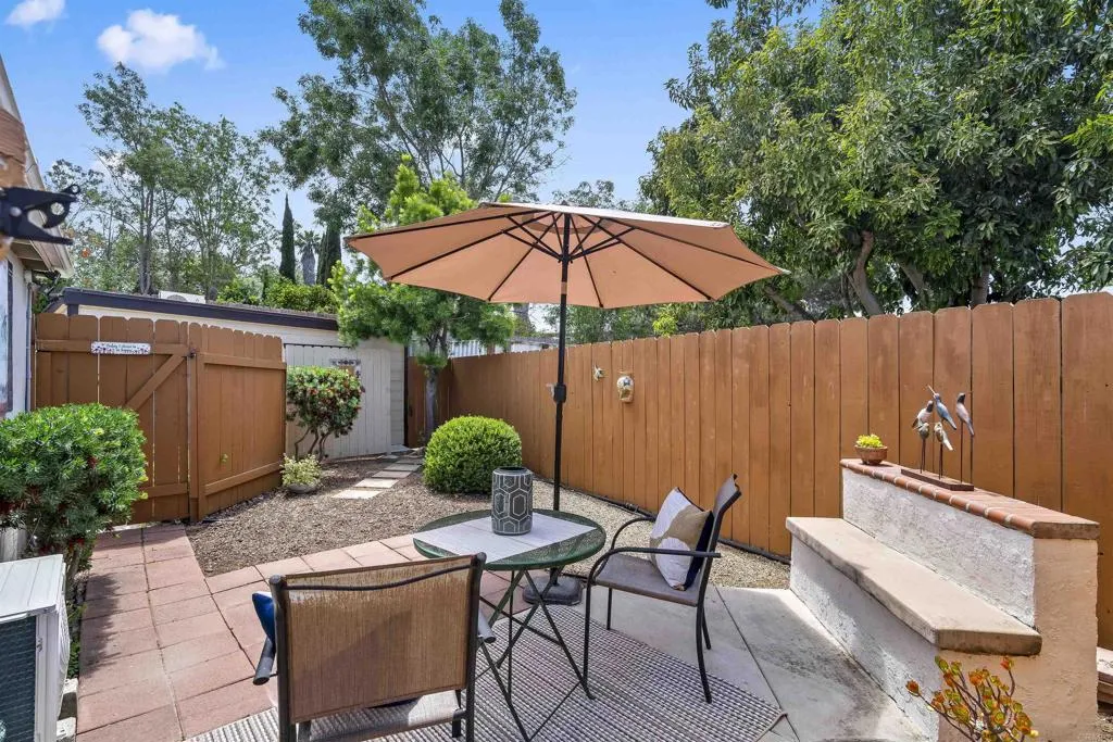 https://cdn.realtyfeed.com/cdn/127/306710307/ec4e448e5c3a498df3a263f67dcf148d.webp