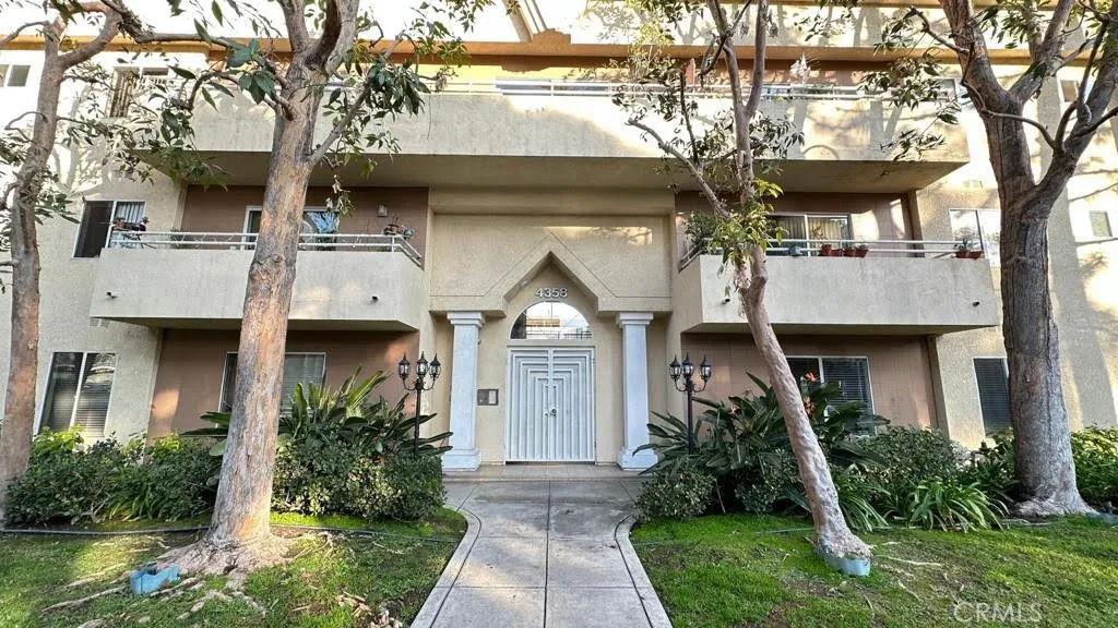 Sherman Oaks, CA 91423