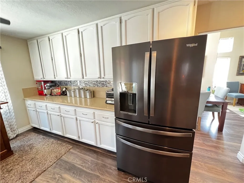 https://cdn.realtyfeed.com/cdn/127/306710324/8f83863ae17835da7bca0525b2a162e8.webp