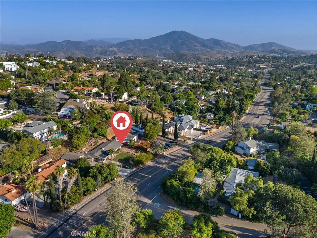 https://cdn.realtyfeed.com/cdn/127/306710354/8dc461bfb0dc07f2fc94443e7360fc11.webp