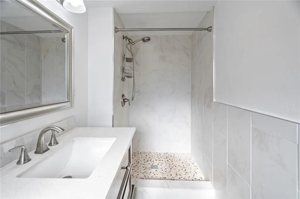 https://cdn.realtyfeed.com/cdn/127/306710354/a98c8cdc88837fdb8a19679bcde217d7.webp