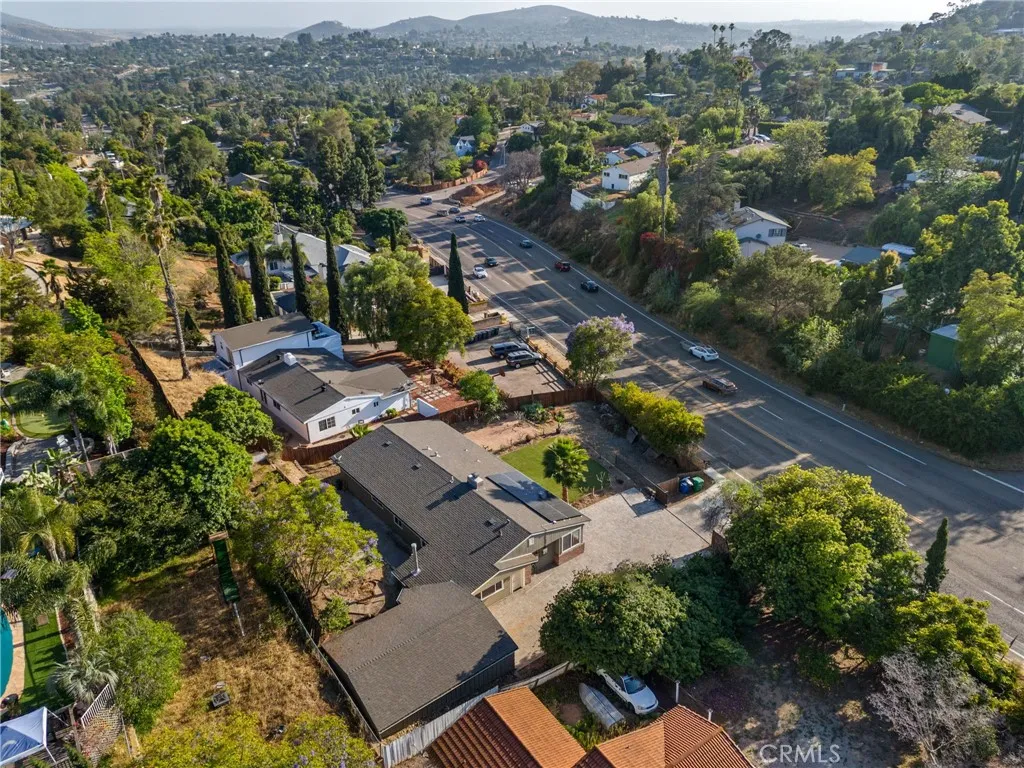 https://cdn.realtyfeed.com/cdn/127/306710354/ec3a8719dd59b8b4c0ebdbb9b244d1f5.webp