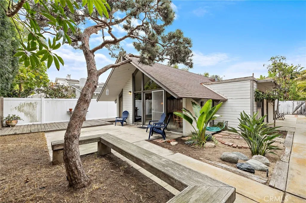 Newport Beach, CA 92663