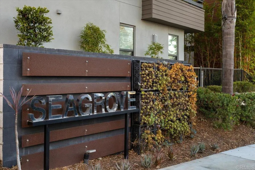 https://cdn.realtyfeed.com/cdn/127/306710370/b0e9ac059b137bcfaef0e0d036252786.webp