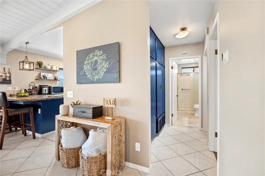 https://cdn.realtyfeed.com/cdn/127/306710377/640e4aba45560bc09a0cbc4832197573.webp