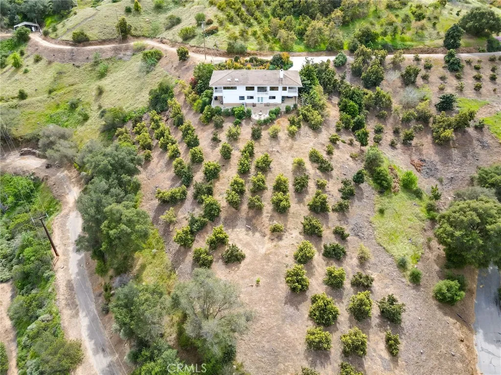 https://cdn.realtyfeed.com/cdn/127/306710377/9fb4e74616903a6f48602934368ed4ad.webp