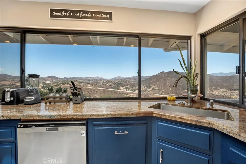 https://cdn.realtyfeed.com/cdn/127/306710377/c4780af9e58d455d833ef5910ef3a497.webp