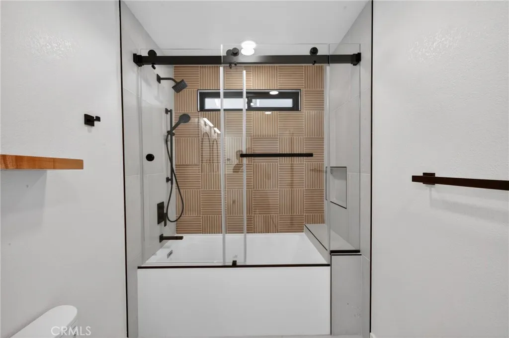 https://cdn.realtyfeed.com/cdn/127/306710406/026d2b5acc71d98b4b1aa701374fd18a.webp
