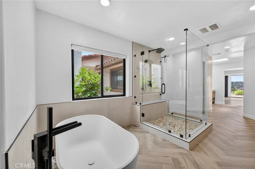 https://cdn.realtyfeed.com/cdn/127/306710406/51f6ff39db9d40c6a5e9347c5c14a447.webp
