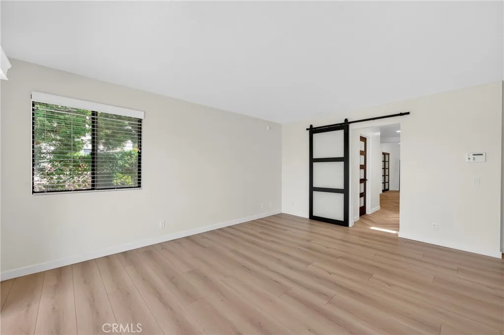 https://cdn.realtyfeed.com/cdn/127/306710406/56b2c061c39b8882a58da10d910aa01b.webp