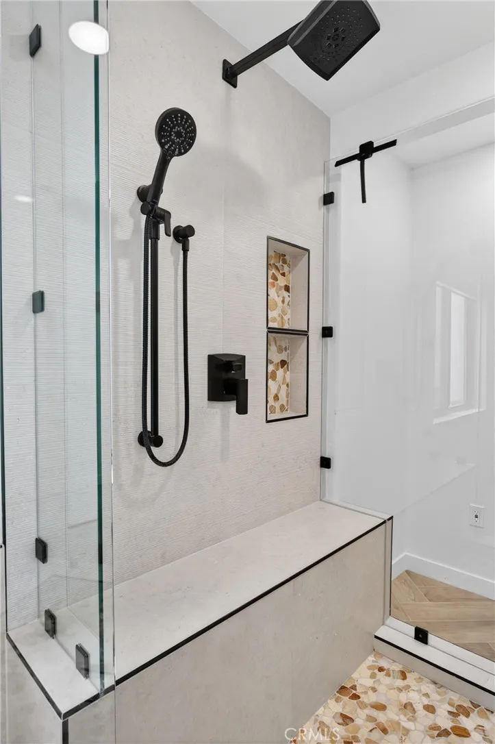 https://cdn.realtyfeed.com/cdn/127/306710406/8f80abc00c90a867f947be109da7896d.webp