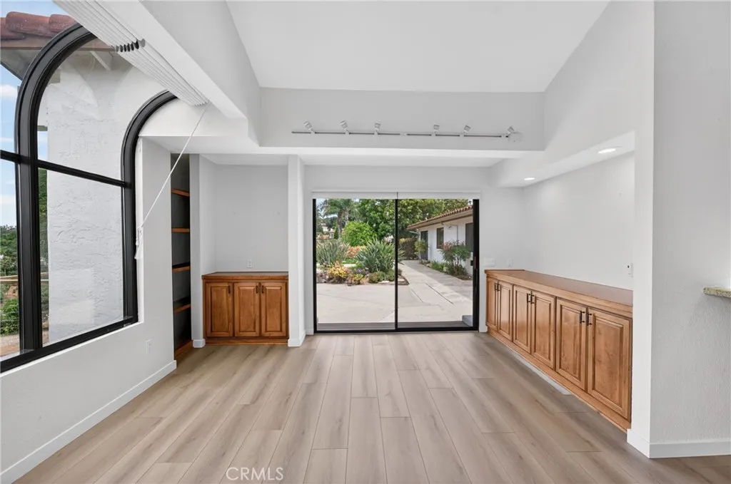 https://cdn.realtyfeed.com/cdn/127/306710406/9a120f5920b7fa1ea8f6d676cca8188a.webp