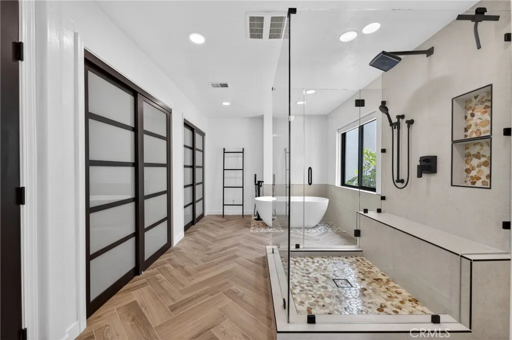 https://cdn.realtyfeed.com/cdn/127/306710406/ab7c537d06a53c71a884a227c3567cfd.webp