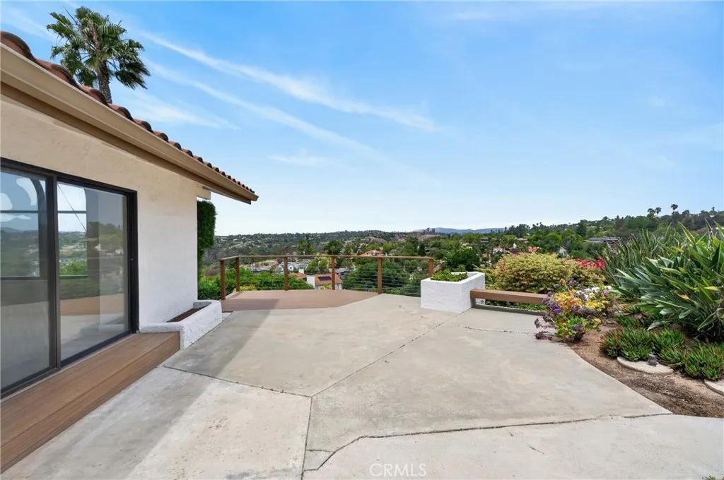 https://cdn.realtyfeed.com/cdn/127/306710406/c684cd5f42886f396bc278641a0758a4.webp