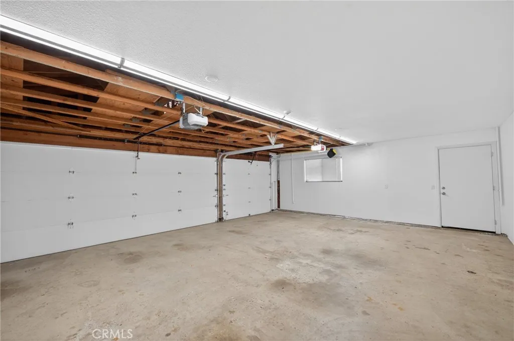 https://cdn.realtyfeed.com/cdn/127/306710406/d4ec9276e8cef3698fc21508d95c9756.webp