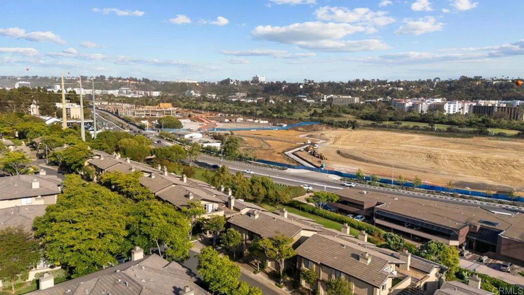 https://cdn.realtyfeed.com/cdn/127/306710420/31066f6cacb2a80594d9c064f5b67b1f.webp