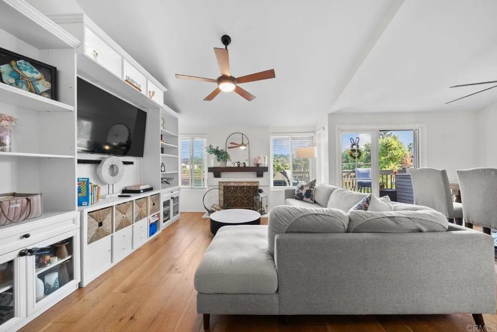 https://cdn.realtyfeed.com/cdn/127/306710420/69b8da2b722cdc4407c4fc9c98c014eb.webp