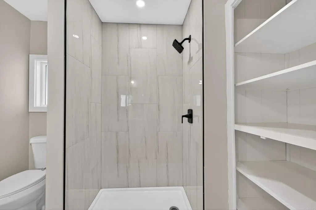 https://cdn.realtyfeed.com/cdn/127/306710445/02496837f4f87803bf6f4243accbed35.webp