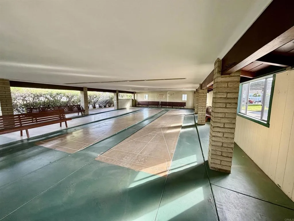 https://cdn.realtyfeed.com/cdn/127/306710445/0aae85d5c4b2b2492fdff08187affa7e.webp
