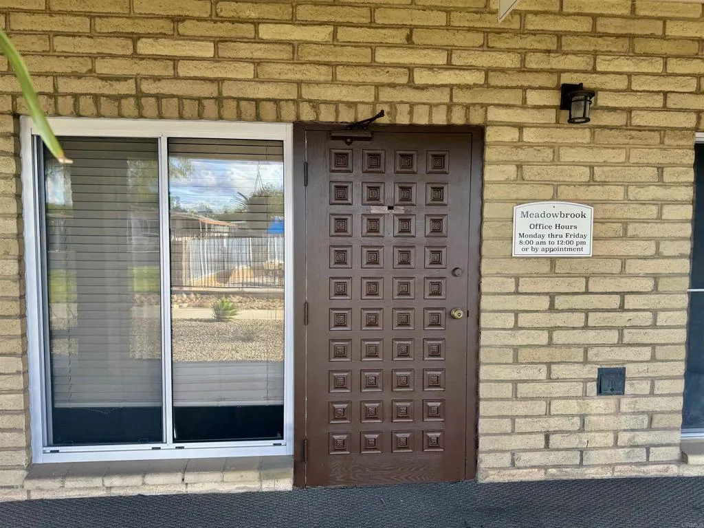 https://cdn.realtyfeed.com/cdn/127/306710445/53b44e50eaba57892dc76ef32c470954.webp
