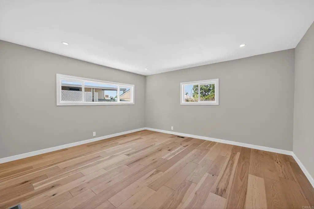 https://cdn.realtyfeed.com/cdn/127/306710445/98ec34ae8d4e0533cc6ac09dd95324c4.webp