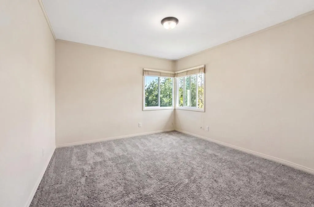 https://cdn.realtyfeed.com/cdn/127/306710449/2b252edceca286806db7f26ff308bf0f.webp