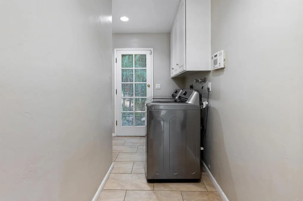 https://cdn.realtyfeed.com/cdn/127/306710449/33b874ddd6f5ca2de9d818973e124d84.webp