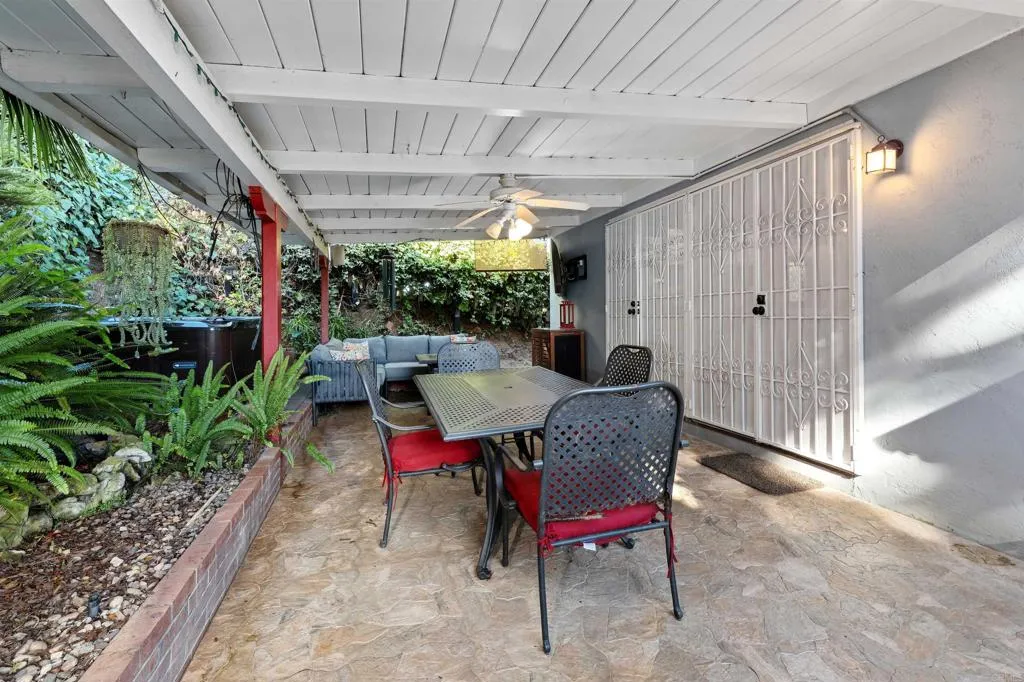 https://cdn.realtyfeed.com/cdn/127/306710449/4615b69d6ee87a67350ba99d11820178.webp