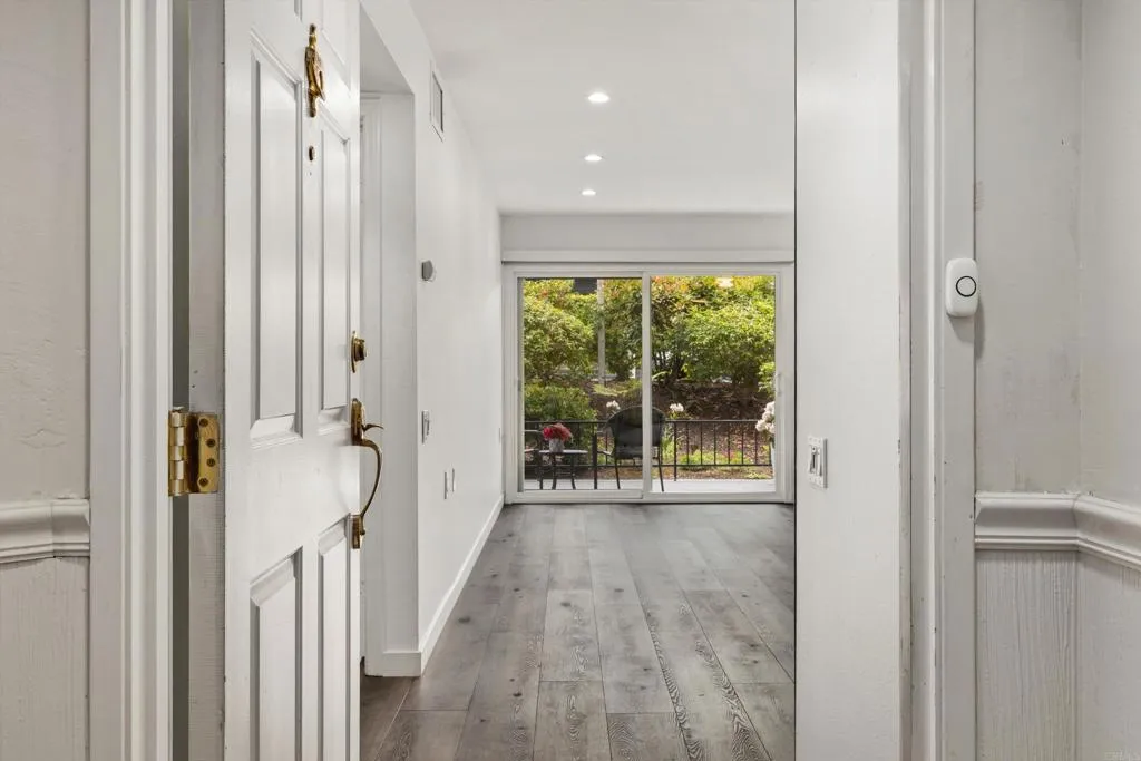 https://cdn.realtyfeed.com/cdn/127/306710488/50ce3ed36b6eee3b22a6b2263decee60.webp