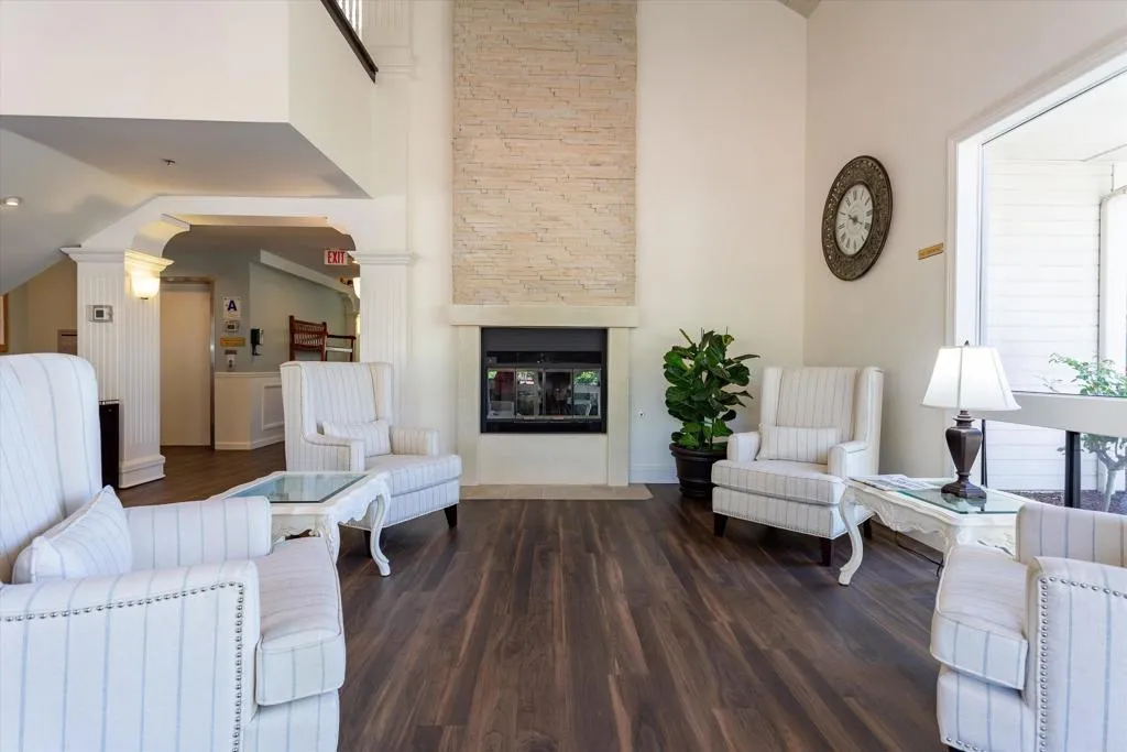 https://cdn.realtyfeed.com/cdn/127/306710488/9b5b8cd9bde483be79a9dccd3675283b.webp