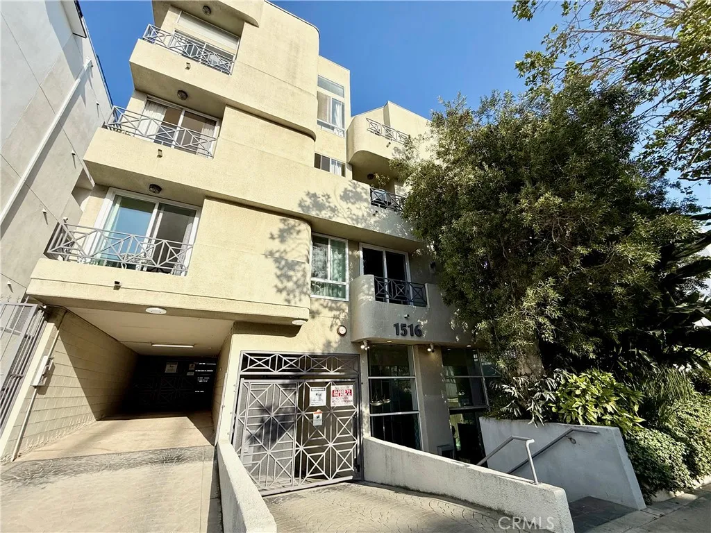 Los Angeles, CA 90035
