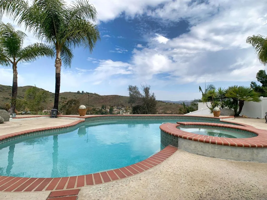 12532 Ridgeton Dr, Lakeside, CA, 92040