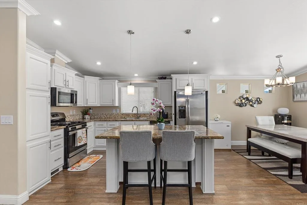 129 La Ronda, Tustin, CA, 92780